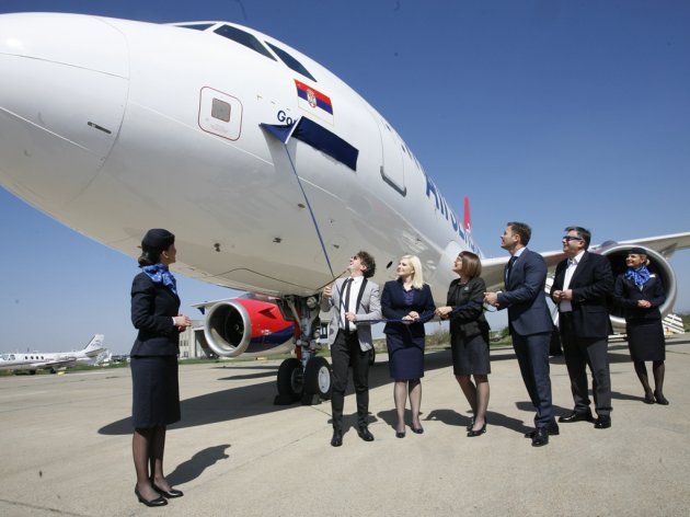 Ein Flugzeug von Air Serbia wird den Namen von Goran Bregovic tragen