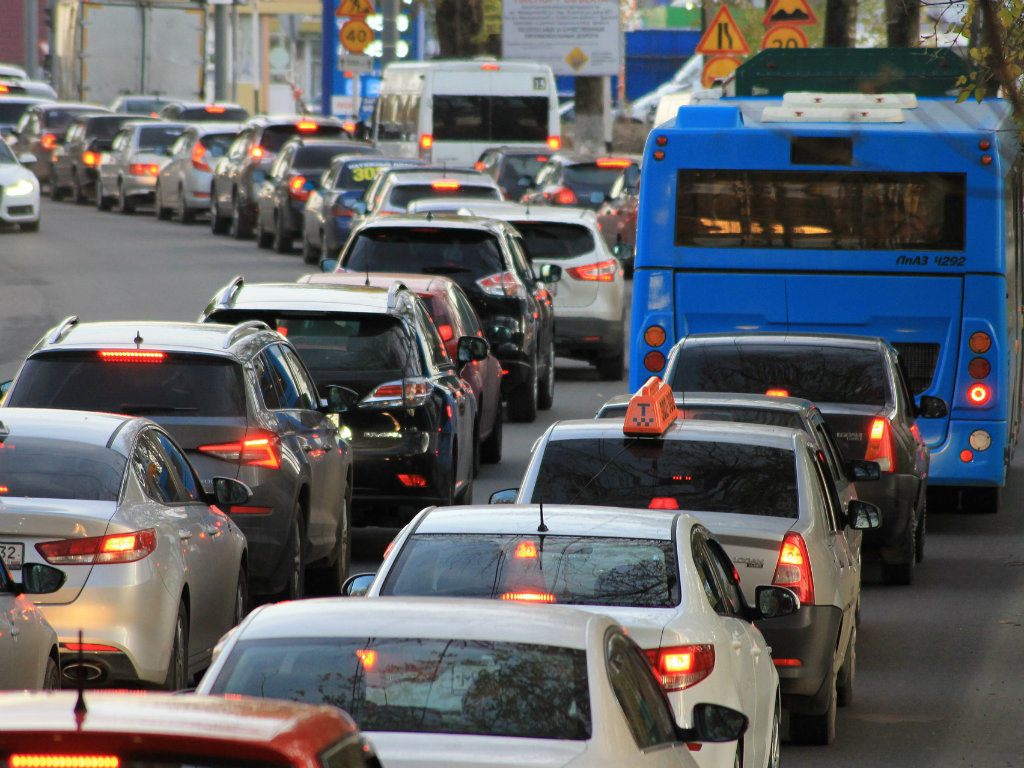 Putevi Beograd ispituju bezbednost saobraćajnih raskrsnica - Raspisan tender za analizu stanja i predloge mera