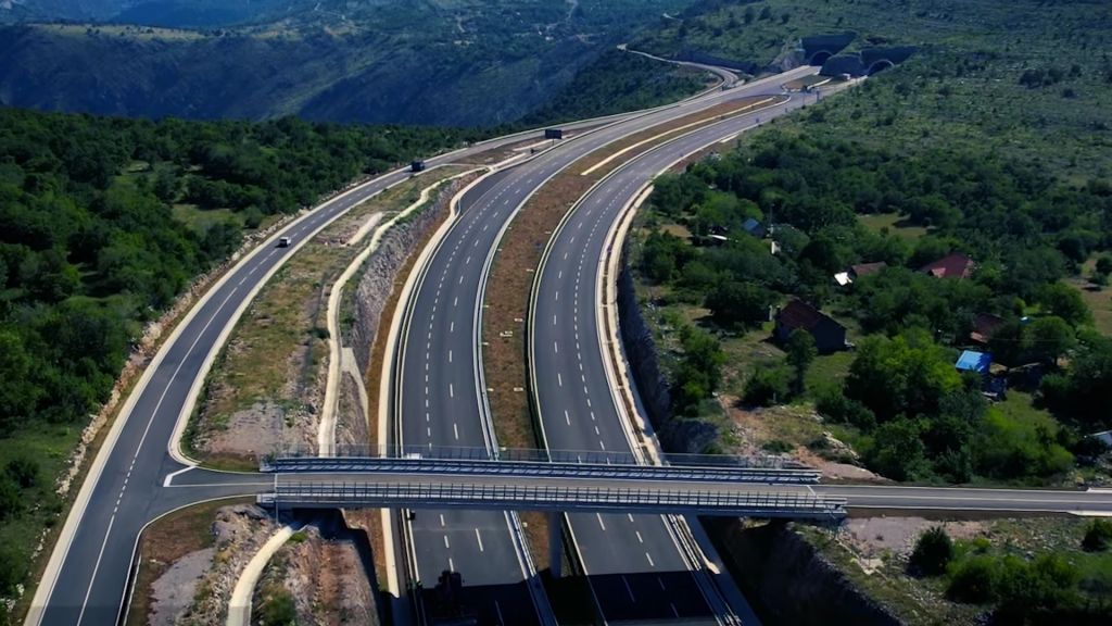 Za mrežu puteva, autoputeva i brzih saobraćajnica u CG ove godine 155 mil EUR - Evo koji su projekti pokrenuti, a koji su tek u planu