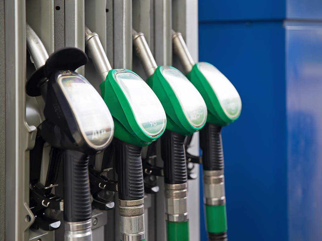 Donet Pravilnik o tehničkim i drugim zahtevima za tečna goriva naftnog porekla