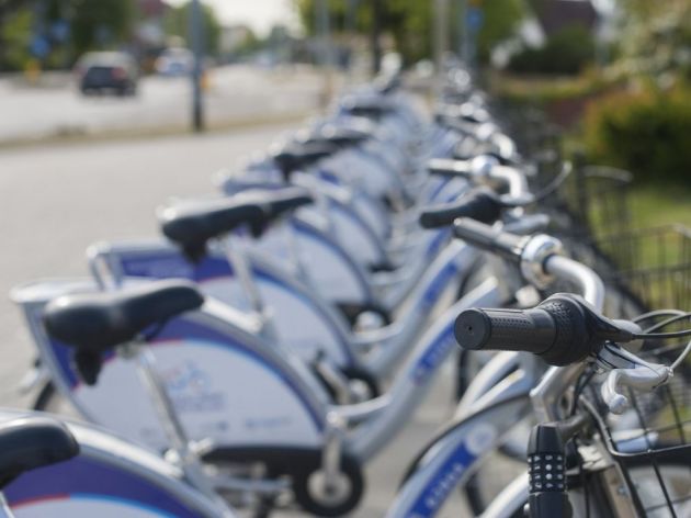 Novi Sad dobija prvi spratni parking za bicikle - Potreban izvođač radova