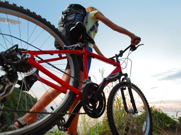 Biciklisti uskoro neće trebati pumpu - Bridgestone razvio "bezvazdušnu" gumu