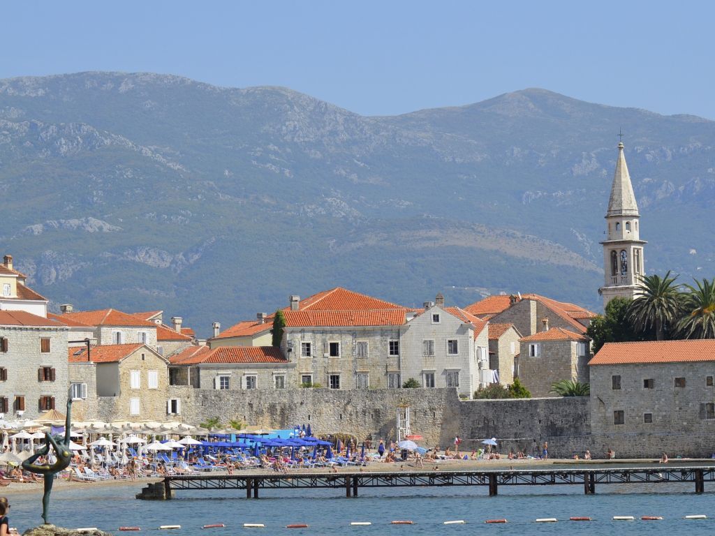 Crna Gora očekuje rekordnu sezonu, velika potražnja za radnicima