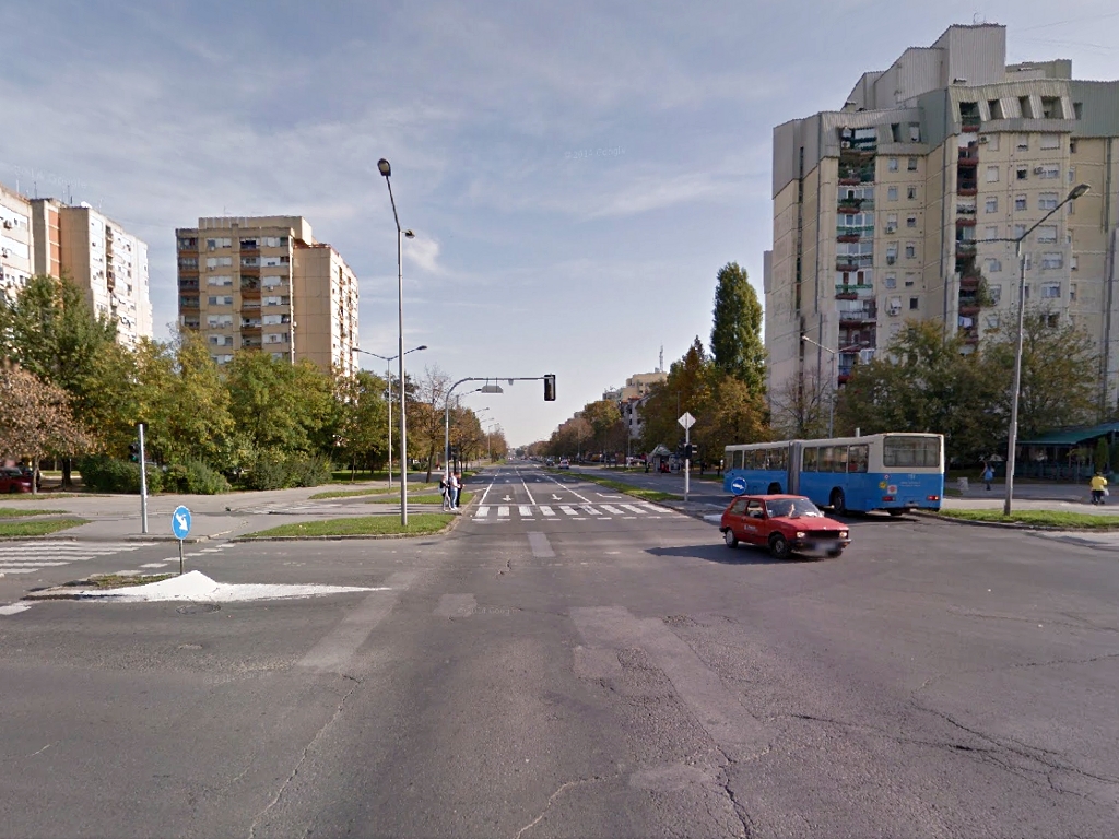 Firma Eurocom će uklanjati žvake sa novosadskih ulica za 7,2 miliona dinara