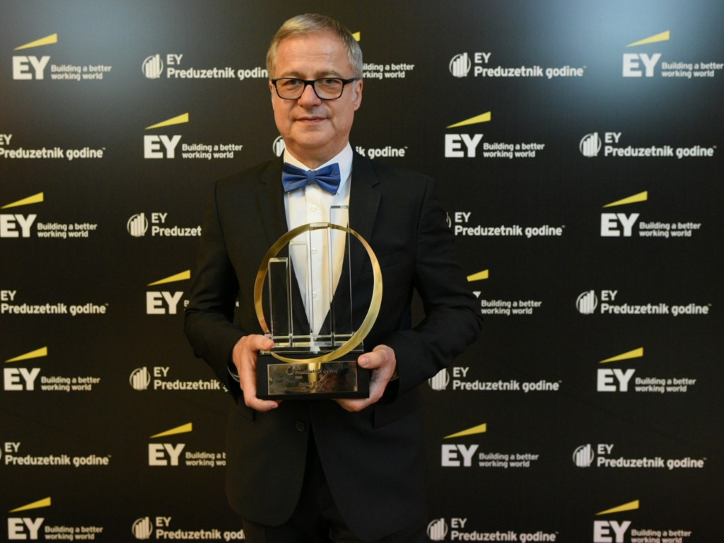 Dejan Papić proglašen za EY Preduzetnika 2018. godine (FOTO)