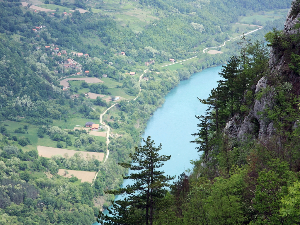 Počeli istražni radovi za potrebe gradnje hidroelektrane Ustikolina na Drini