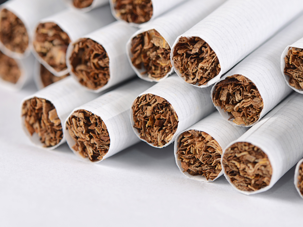 Samogasivi papir od sledeće godine obavezan za sve cigarete