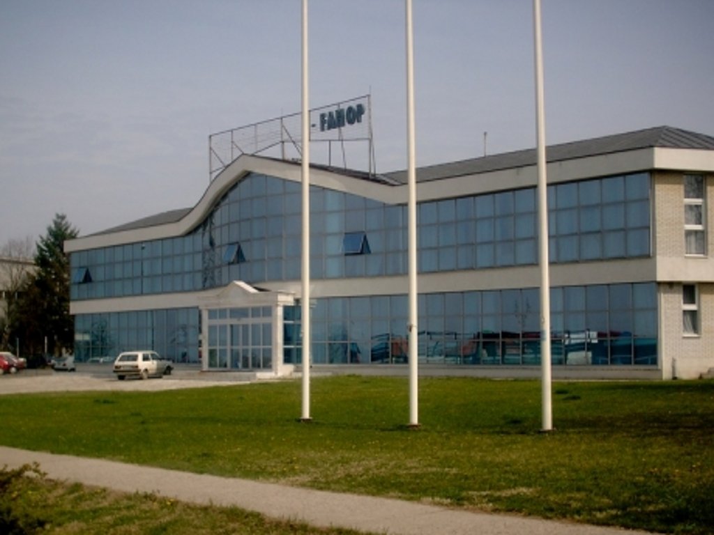 Ponovo radi Fabrika profilnih cevi u Aleksincu - U 2015. planirano proširenje proizvodnje i novo zapošljavanje