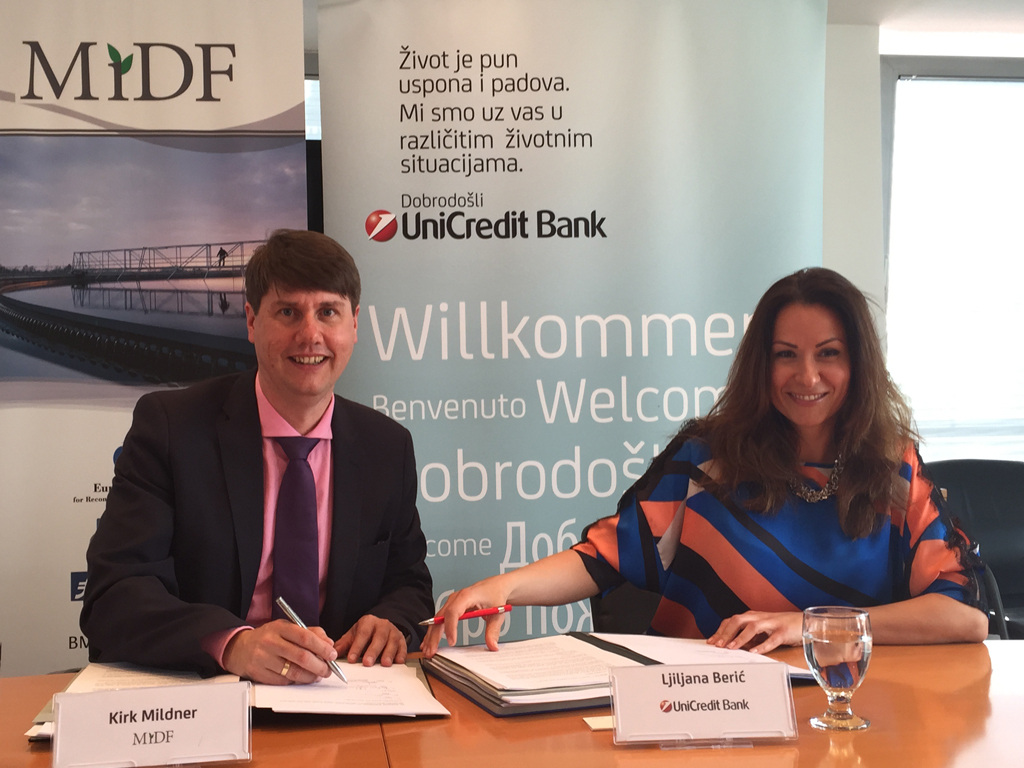 Opštinama 10 mil EUR - MIDF odobrio kredit UniCredit banci za razvoj lokalne infrastrukture
