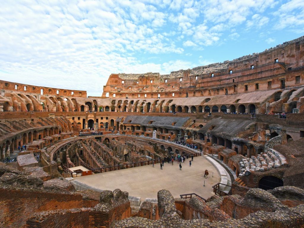 Koloseum dobija pod koji se uvlači i kojim se upravlja daljinski (VIDEO)
