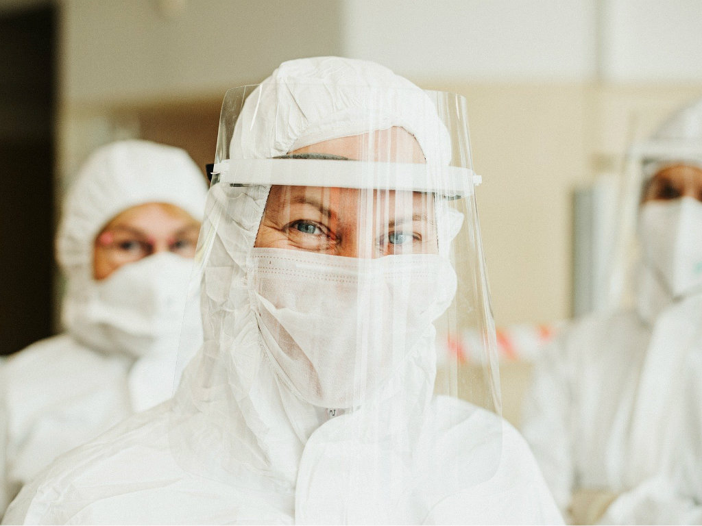 Iz Laboratorije u Novom Sadu dnevno 100 zaštitnih vizira za zdravstvene radnike