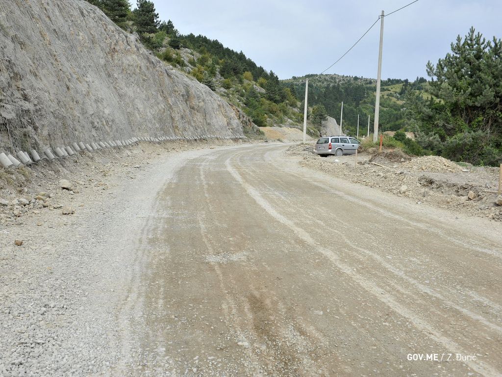 Završetak rekonstrukcije magistralnog puta od Pljevalja do granice sa Srbijom očekuje se sredinom novembra