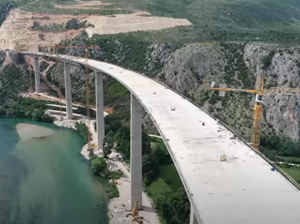 Slovenci spašavaju most Počitelj, Kinezima zbog greške nova kazna - Puštanje u promet prije ljetne sezone