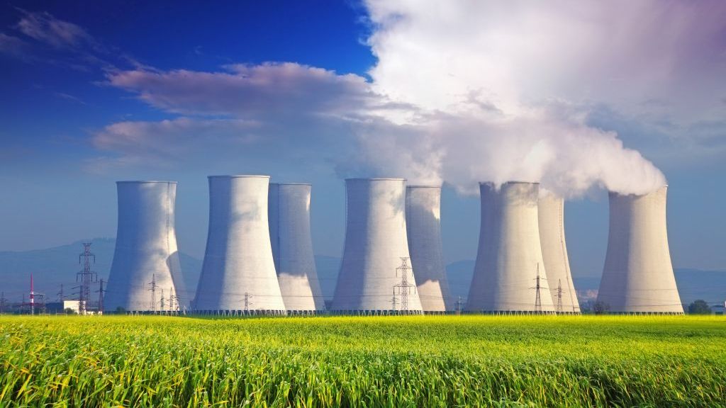 Iran gradi četiri nuklearne elektrane
