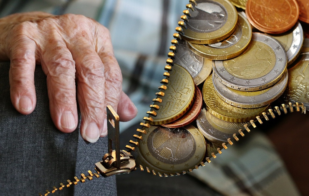 Novotni: Bolje povećati penzije, nego smanjiti doprinose