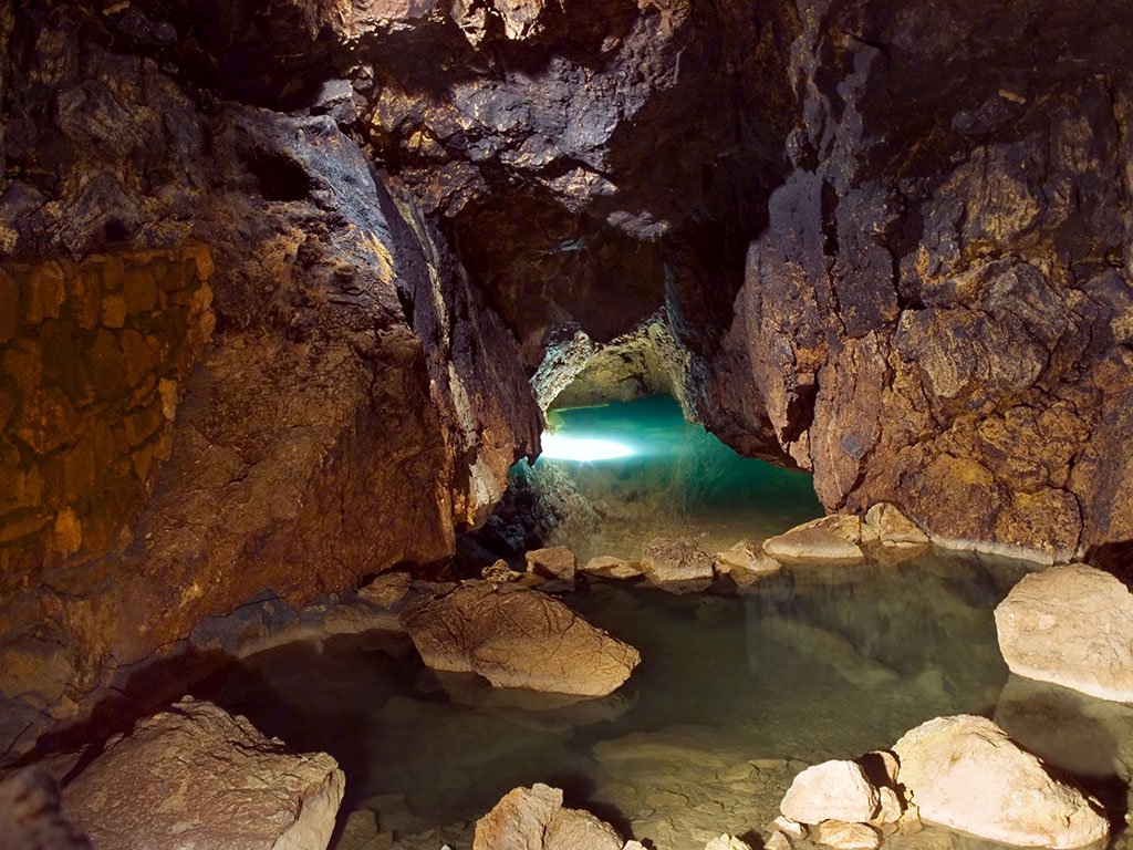 Grad Niš štiti područje lokaliteta Cerjanske pećine - Ciljevi grada razvoj turizma uz ograničenje gradnje