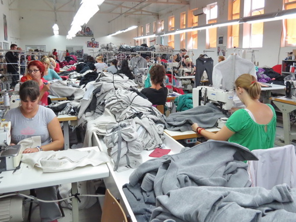 Svetski modni trendovi na šabačkom tržištu - "PWL Fashion" zapošljava 130 radnika u Srbiji