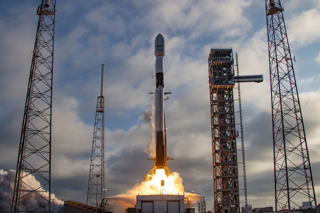 SES-ov peti i šesti satelit O3b mPOWER uspešno lansirani