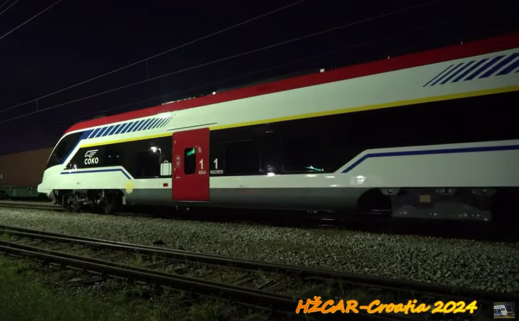 Kineski voz "Soko" stigao u Srbiju - Voziće od Novog Sada do Subotice (VIDEO)