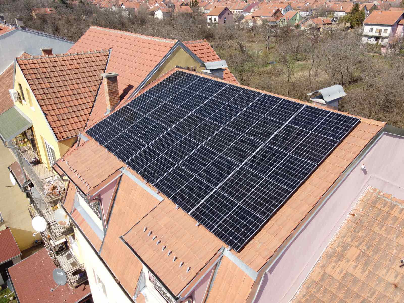 Solarna elektrana na krovu zgrade u Pančevu
