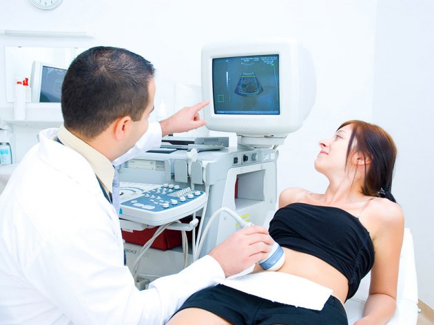 Glosarij donirao kotorskoj bolnici 4D ultrazvučni aparat