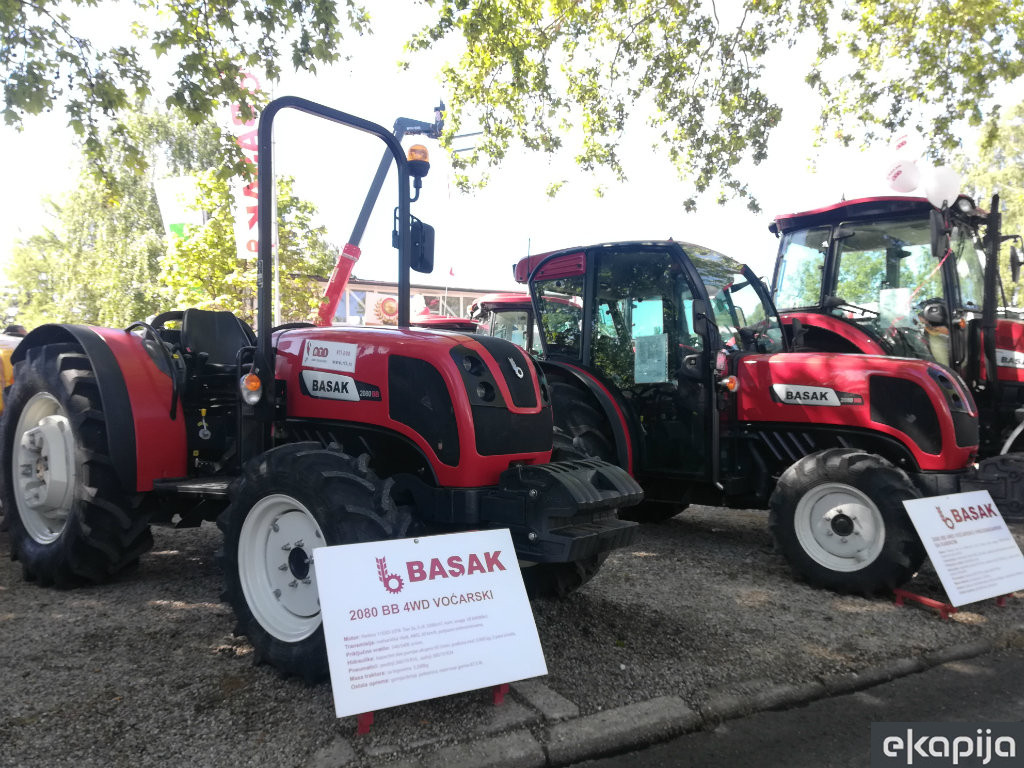 Na proleće izgradnja fabrike za proizvodnju voćarskih traktora u Sremskoj Mitrovici - Antonio Carraro planira da investira 8,8 mil EUR