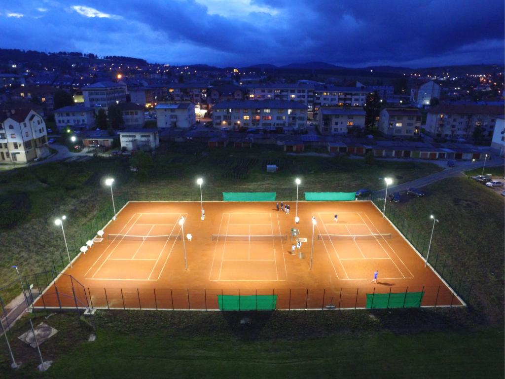Novoizgrađeni teniski tereni