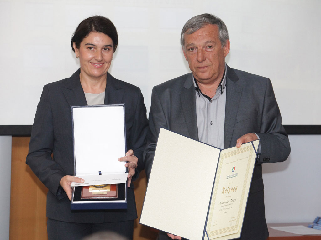 Aleksandra Bauer prima nagradu Privredne komore Vojvodine