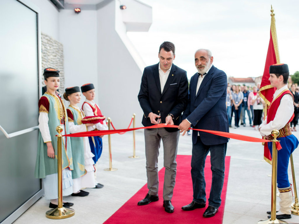 Podgorica Mayor Ivan Vukovic and KSCG President Veselin Barovic at the opening of Bemax Arena