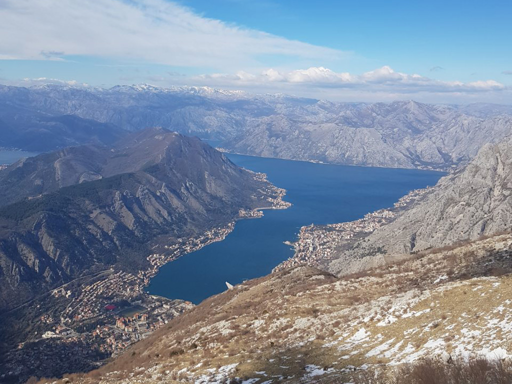 Pogled na Kotor sa Lovćena