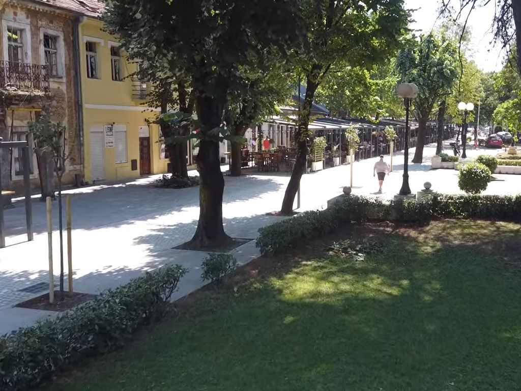 U centru Podgorice nedavno je završena i rekonstrukcija Bokeške ulice