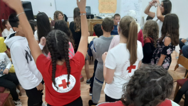 JUPOL i Crveni krst Srbije za decu