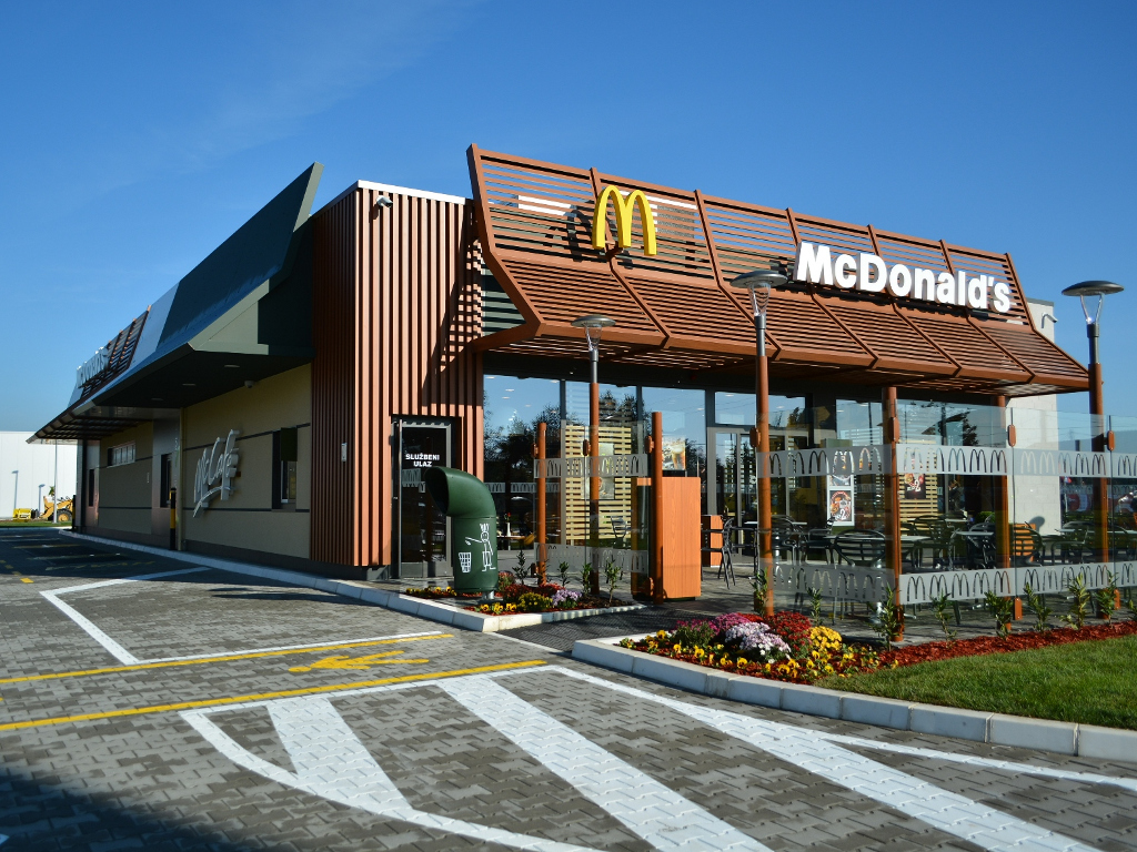 McDonald’s restoran u Borči