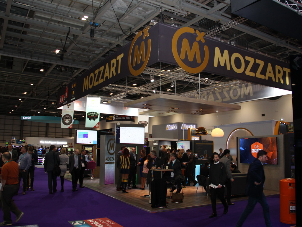 Štand kompanije "Mozzart" na sajmu u Londonu