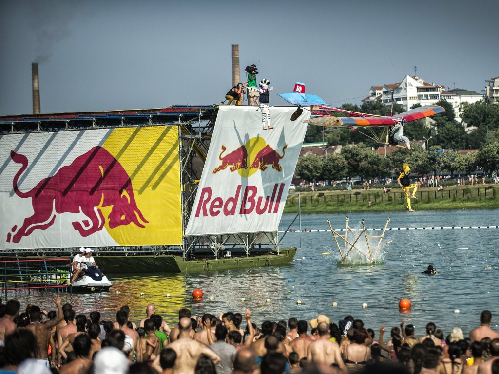 Red Bull Flugtag in Belgrad 2013