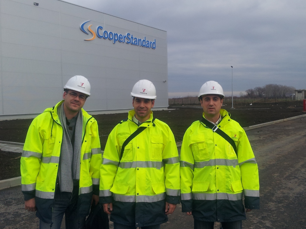 Ingenieurteam am Projekt "CooperStandard"
